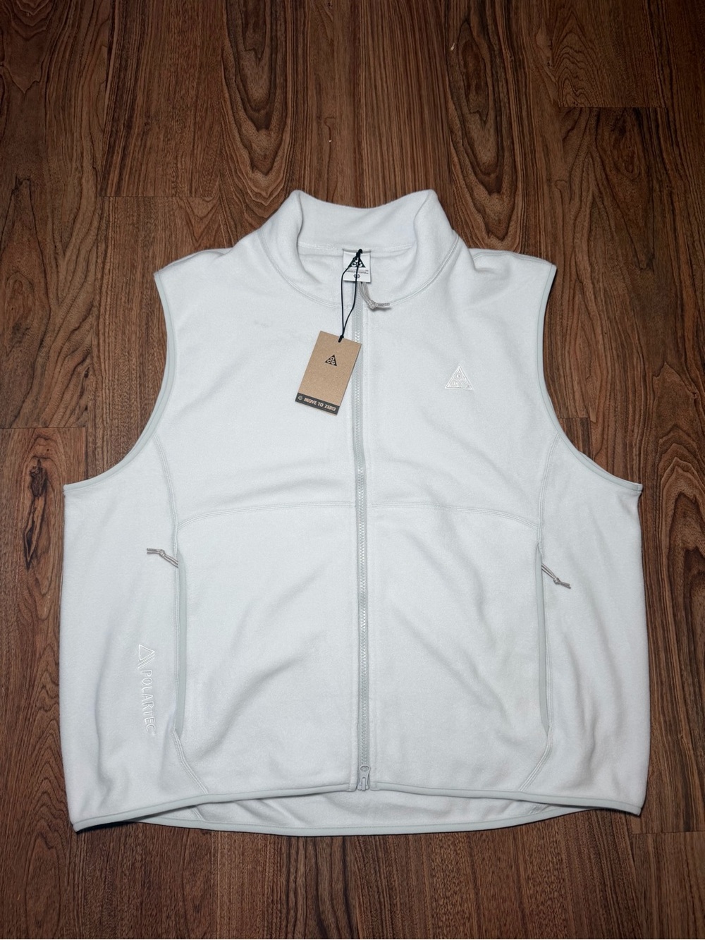 Nike ACG Polartech Wolf Tree Full-Zip Vest Photon Dust IF0975-025 Unisex Size XL